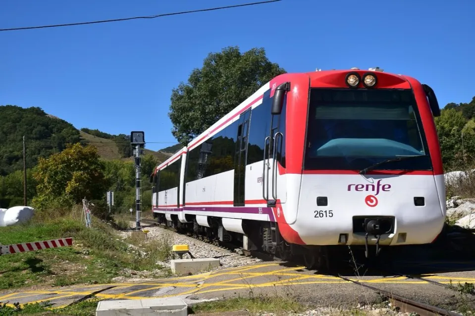 Unidad 2600 de Renfe FEVE