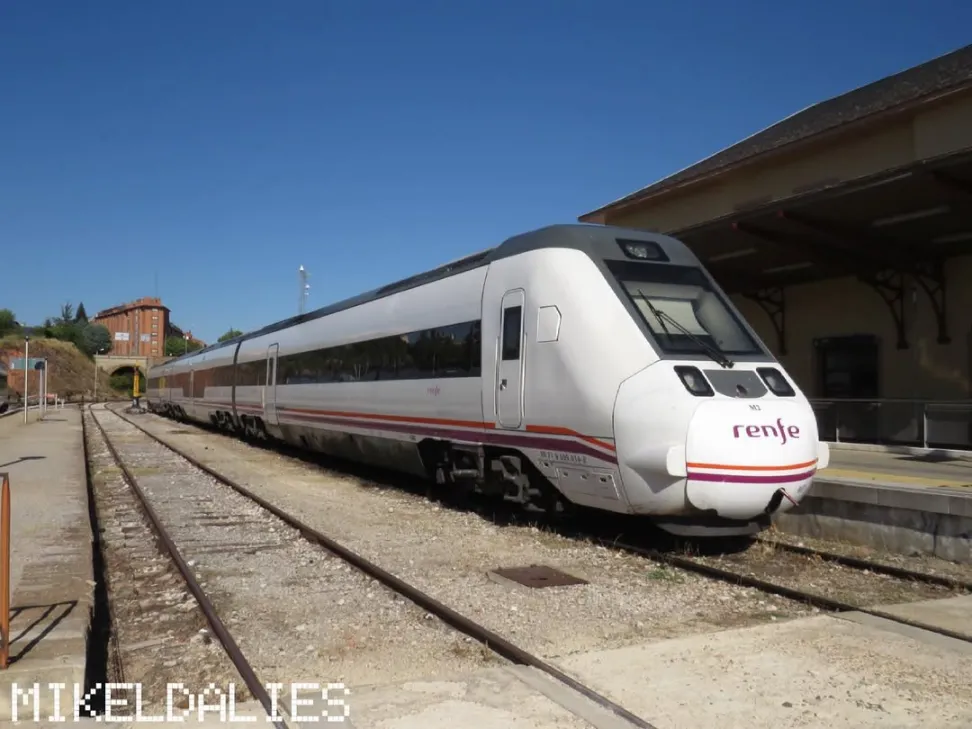 Tren Serie 598